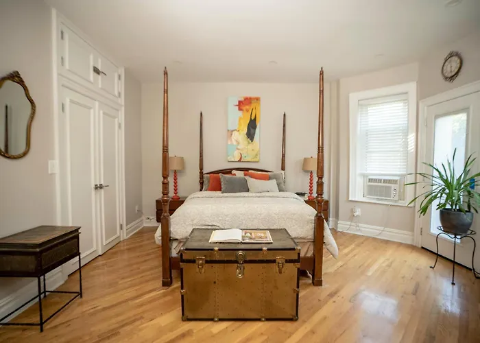 A Charming 4 Bd Garden Oasis Brick Townhouse