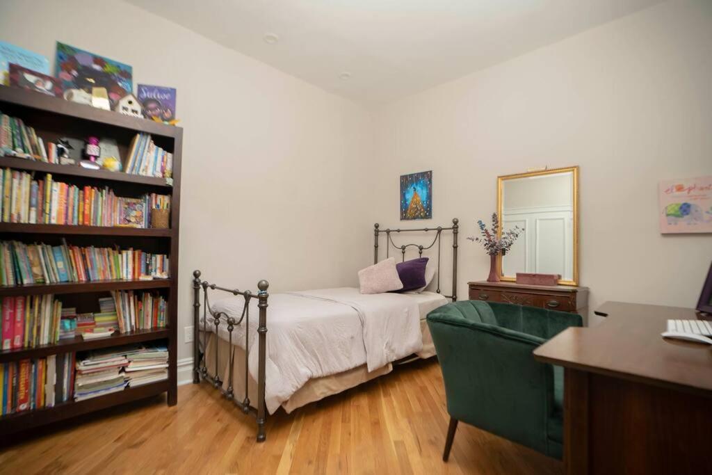 A Charming 4 Bd Garden Oasis Brick Townhouse Apartment