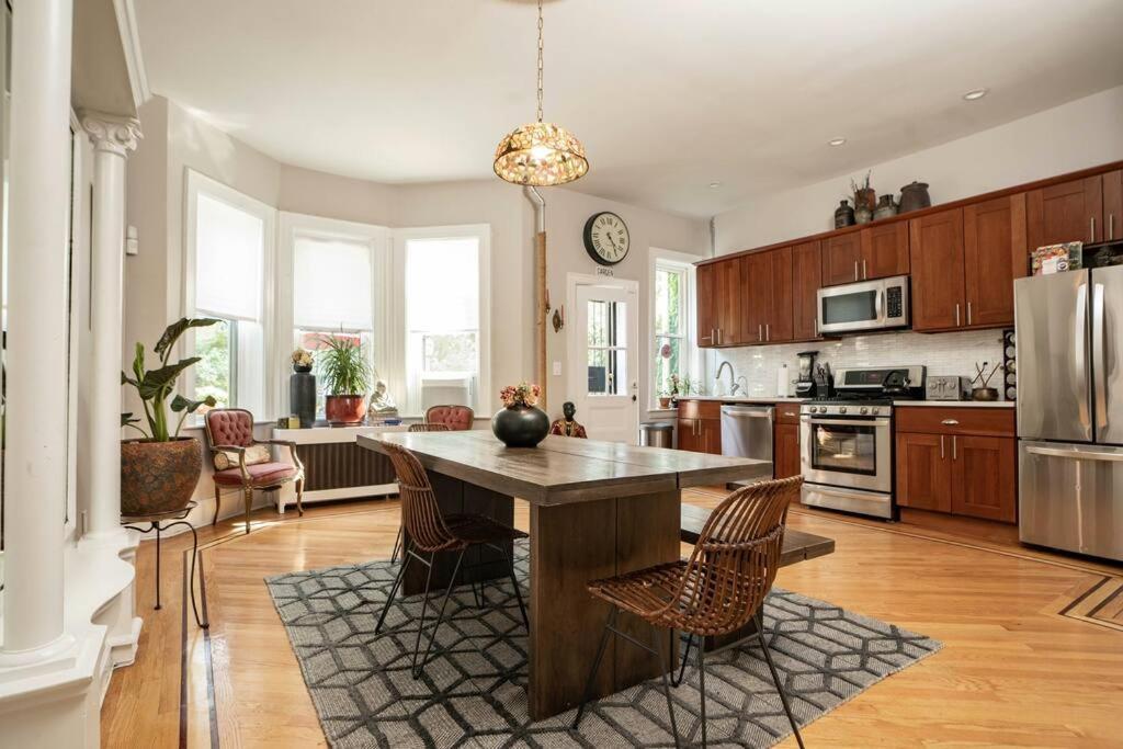 A Charming 4 Bd Garden Oasis Brick Townhouse * New York